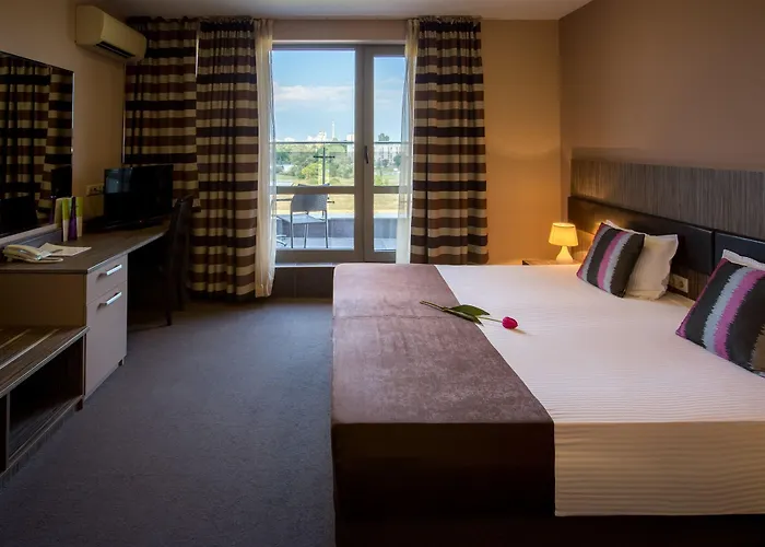 Hotel Plaza - Free Parking Plovdiv