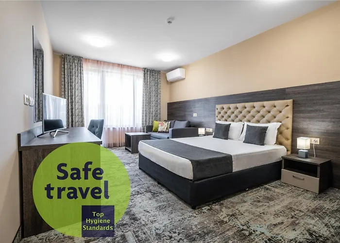 Hotel Plaza - Free Parking