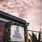 Plaza - Free Parking Hotel