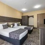 Hotel Plaza - Free Parking 3*
