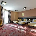 Hotel Plaza - Free Parking Plovdiv