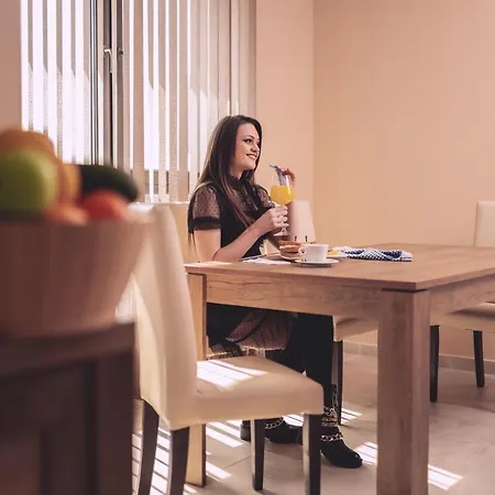 Хотел Plaza - Free Parking Пловдив