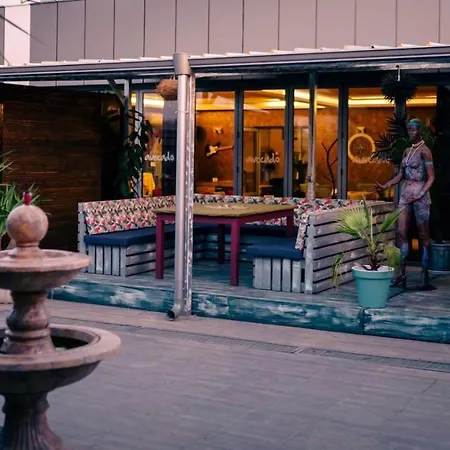 Plaza - Free Parking 3*