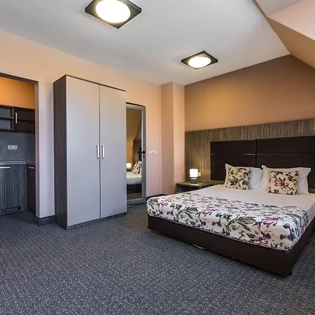 Plaza - Free Parking Hotel Plovdiv