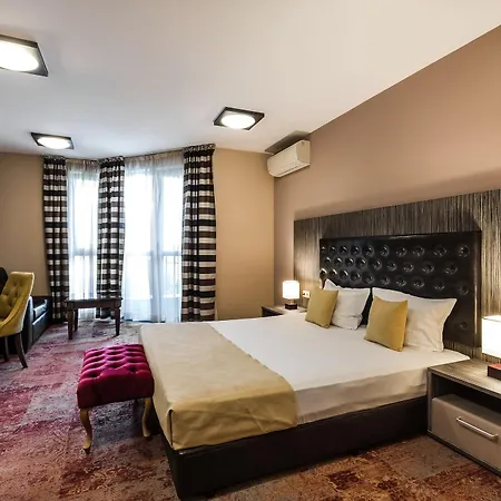 Hotel Plaza - Free Parking Plovdiv