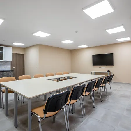 Plaza - Free Parking Otel 3*