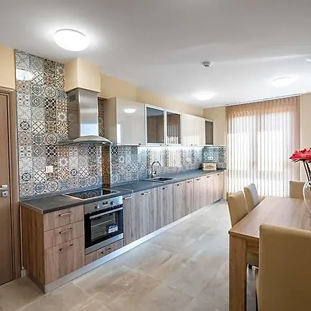 Plaza - Free Parking Hotel Plovdiv
