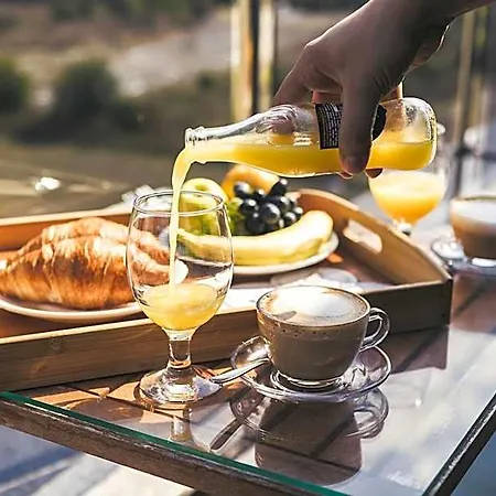 Plaza - Free Parking Hotel 3*