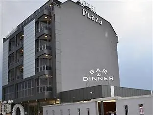 Hotel Plaza - Free Parking